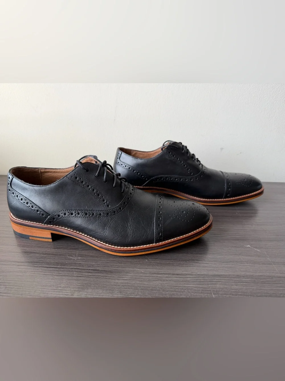 New Johnston & Murphy Mens 10.5 M Black Leather Oxford Brogue Wingtip Shoes